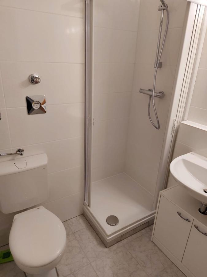 Apartment Homburg Uni-Naehe Екстер'єр фото